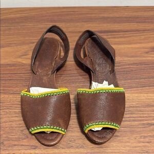 Vintage Prada Brown Flat Leather Sling Back Open Toe Shoes. Size 7.5.